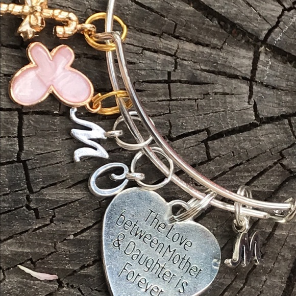 Custom charm bracelets - Picture 4 of 6